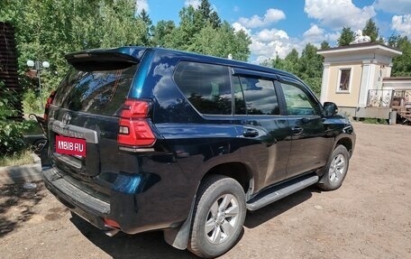 Toyota Land Cruiser Prado 150 рестайлинг 2, 2017 год, 4 750 000 рублей, 4 фотография