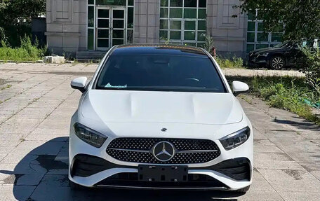Mercedes-Benz A-Класс, 2023 год, 2 105 000 рублей, 2 фотография