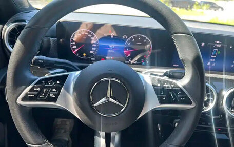 Mercedes-Benz A-Класс, 2023 год, 2 105 000 рублей, 11 фотография