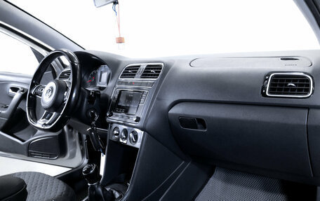 Volkswagen Polo VI (EU Market), 2018 год, 1 049 000 рублей, 18 фотография