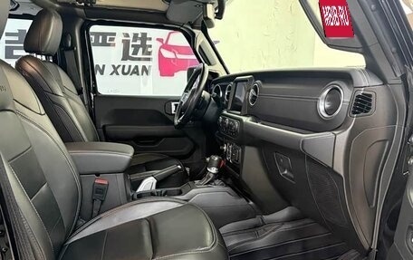 Jeep Gladiator, 2022 год, 9 505 579 рублей, 12 фотография