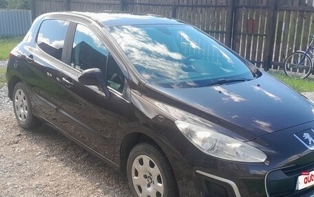 Peugeot 308 II, 2011 год, 550 000 рублей, 2 фотография