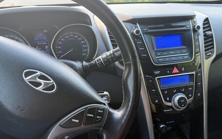 Hyundai i30 II рестайлинг, 2013 год, 900 000 рублей, 13 фотография
