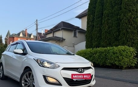 Hyundai i30 II рестайлинг, 2013 год, 900 000 рублей, 11 фотография