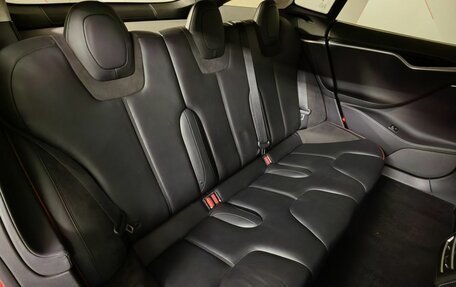 Tesla Model S I, 2014 год, 2 155 000 рублей, 16 фотография