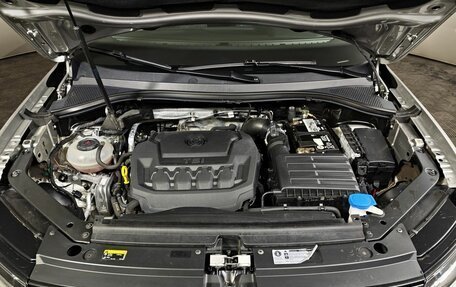 Volkswagen Tiguan II, 2019 год, 2 575 000 рублей, 11 фотография