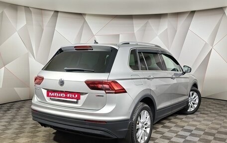 Volkswagen Tiguan II, 2019 год, 2 575 000 рублей, 2 фотография