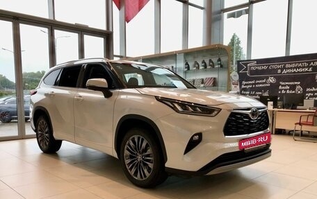 Toyota Highlander, 2026 год, 5 650 000 рублей, 3 фотография