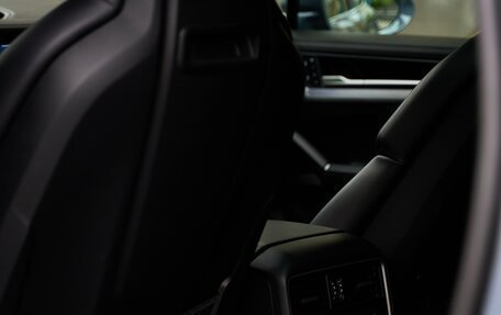 Porsche Cayenne III, 2023 год, 15 600 000 рублей, 11 фотография