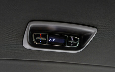 Mercedes-Benz V-Класс, 2026 год, 15 390 000 рублей, 33 фотография
