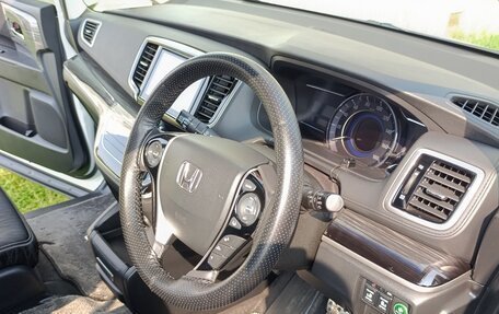 Honda Odyssey IV, 2017 год, 2 380 000 рублей, 4 фотография