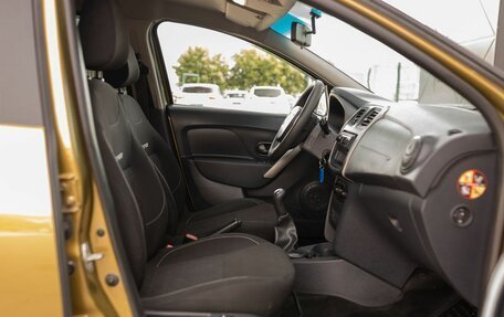 Renault Sandero II рестайлинг, 2016 год, 640 000 рублей, 19 фотография