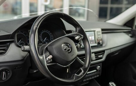 Skoda Rapid II, 2021 год, 1 200 000 рублей, 11 фотография