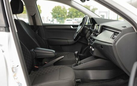 Skoda Rapid II, 2021 год, 1 200 000 рублей, 20 фотография