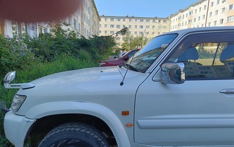 Nissan Safari IV, 2003 год, 1 975 000 рублей, 2 фотография