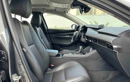 Mazda 3, 2022 год, 1 822 000 рублей, 18 фотография
