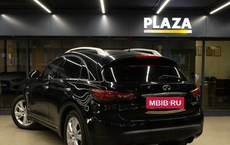 Infiniti QX70, 2015 год, 1 979 000 рублей, 3 фотография