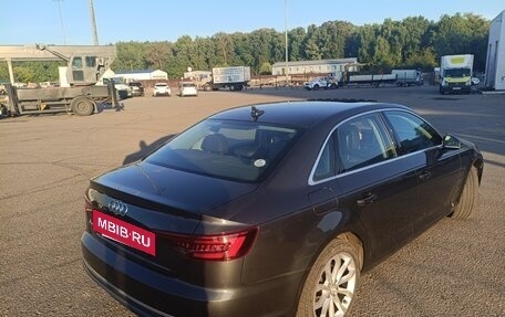 Audi A4, 2019 год, 2 900 000 рублей, 2 фотография
