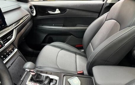 KIA K3, 2022 год, 1 390 000 рублей, 12 фотография