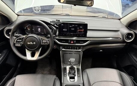 KIA K3, 2022 год, 1 390 000 рублей, 19 фотография