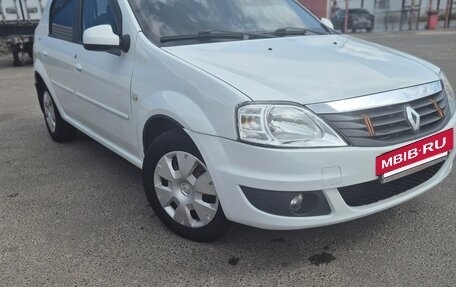 Renault Logan I, 2013 год, 420 000 рублей, 3 фотография
