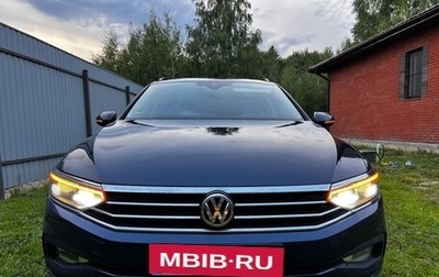 Volkswagen Passat B8 рестайлинг, 2019 год, 1 999 999 рублей, 1 фотография