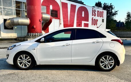 Hyundai i30 II рестайлинг, 2012 год, 1 100 000 рублей, 2 фотография