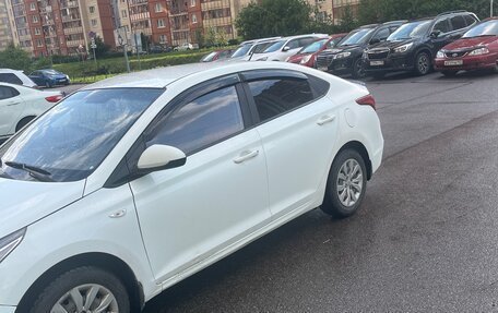 Hyundai Solaris II рестайлинг, 2018 год, 720 000 рублей, 4 фотография