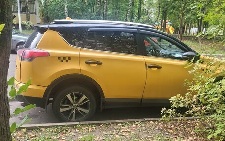 Toyota RAV4, 2018 год, 1 400 000 рублей, 4 фотография