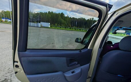 Toyota FunCargo, 2002 год, 420 000 рублей, 7 фотография