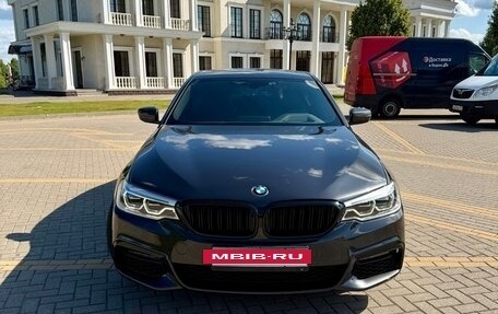 BMW 5 серия, 2019 год, 4 450 000 рублей, 2 фотография