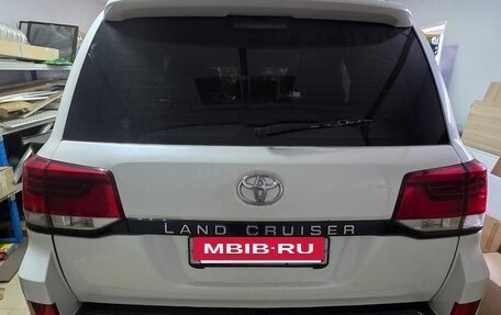 Toyota Land Cruiser 200, 2014 год, 3 690 000 рублей, 8 фотография