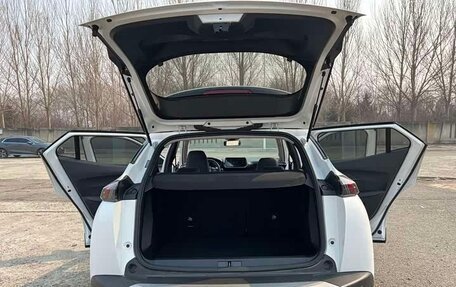 Peugeot 2008 II, 2022 год, 1 494 000 рублей, 7 фотография