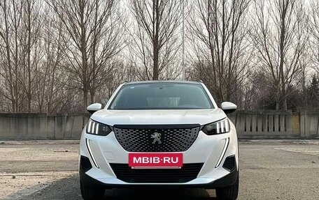Peugeot 2008 II, 2022 год, 1 494 000 рублей, 2 фотография