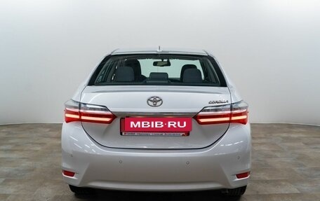 Toyota Corolla, 2017 год, 1 900 000 рублей, 5 фотография