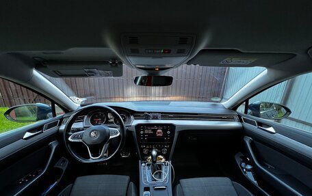 Volkswagen Passat B8 рестайлинг, 2019 год, 1 999 999 рублей, 10 фотография