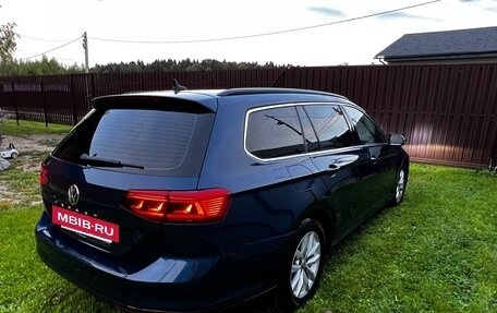 Volkswagen Passat B8 рестайлинг, 2019 год, 1 999 999 рублей, 6 фотография