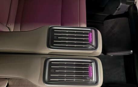 Mercedes-Benz V-Класс, 2026 год, 14 560 000 рублей, 32 фотография