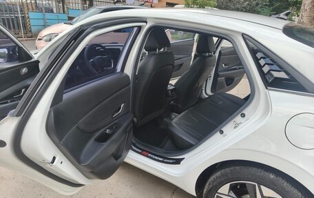 Hyundai Elantra, 2022 год, 1 515 000 рублей, 8 фотография