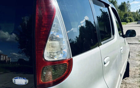 Toyota FunCargo, 2002 год, 555 000 рублей, 4 фотография