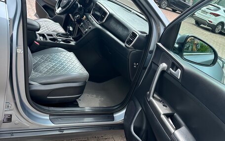 KIA Sportage IV рестайлинг, 2022 год, 2 700 000 рублей, 12 фотография
