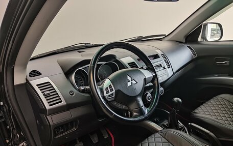 Mitsubishi Outlander III рестайлинг 3, 2007 год, 1 150 000 рублей, 14 фотография