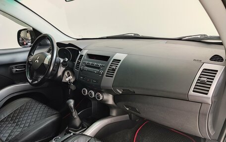 Mitsubishi Outlander III рестайлинг 3, 2007 год, 1 150 000 рублей, 19 фотография