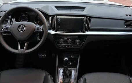 Skoda Kamiq I, 2022 год, 1 674 000 рублей, 7 фотография