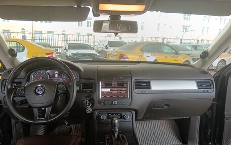 Volkswagen Touareg III, 2011 год, 1 348 461 рублей, 5 фотография