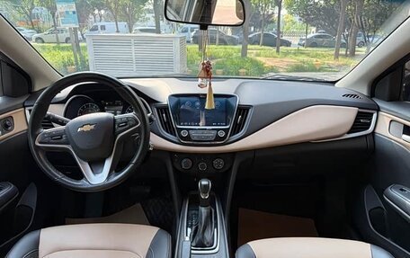 Chevrolet Cruze II, 2022 год, 990 000 рублей, 7 фотография