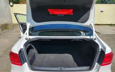 Volkswagen Passat B7, 2011 год, 875 000 рублей, 10 фотография