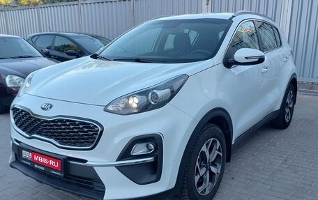 KIA Sportage IV рестайлинг, 2020 год, 2 015 000 рублей, 1 фотография