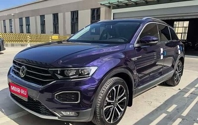 Volkswagen T-Roc I, 2022 год, 1 400 800 рублей, 1 фотография