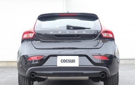 Volvo V40 II рестайлинг, 2017 год, 5 фотография